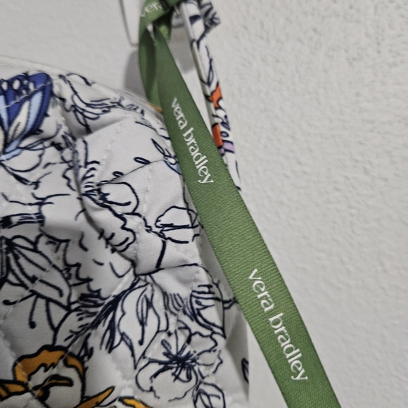 Vera Bradley White Floral Crossbody Bag - Picture 6 of 9